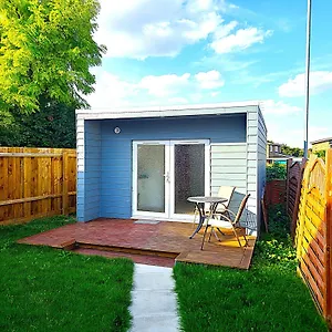 villa-open-plan-studio-with-garden.cambridgehotelsuk.com/
