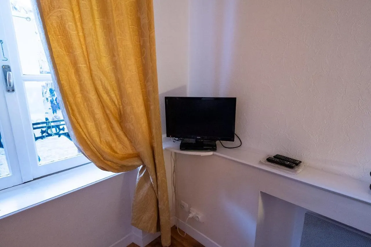 Appartement Place Des Cordeliers Dinan