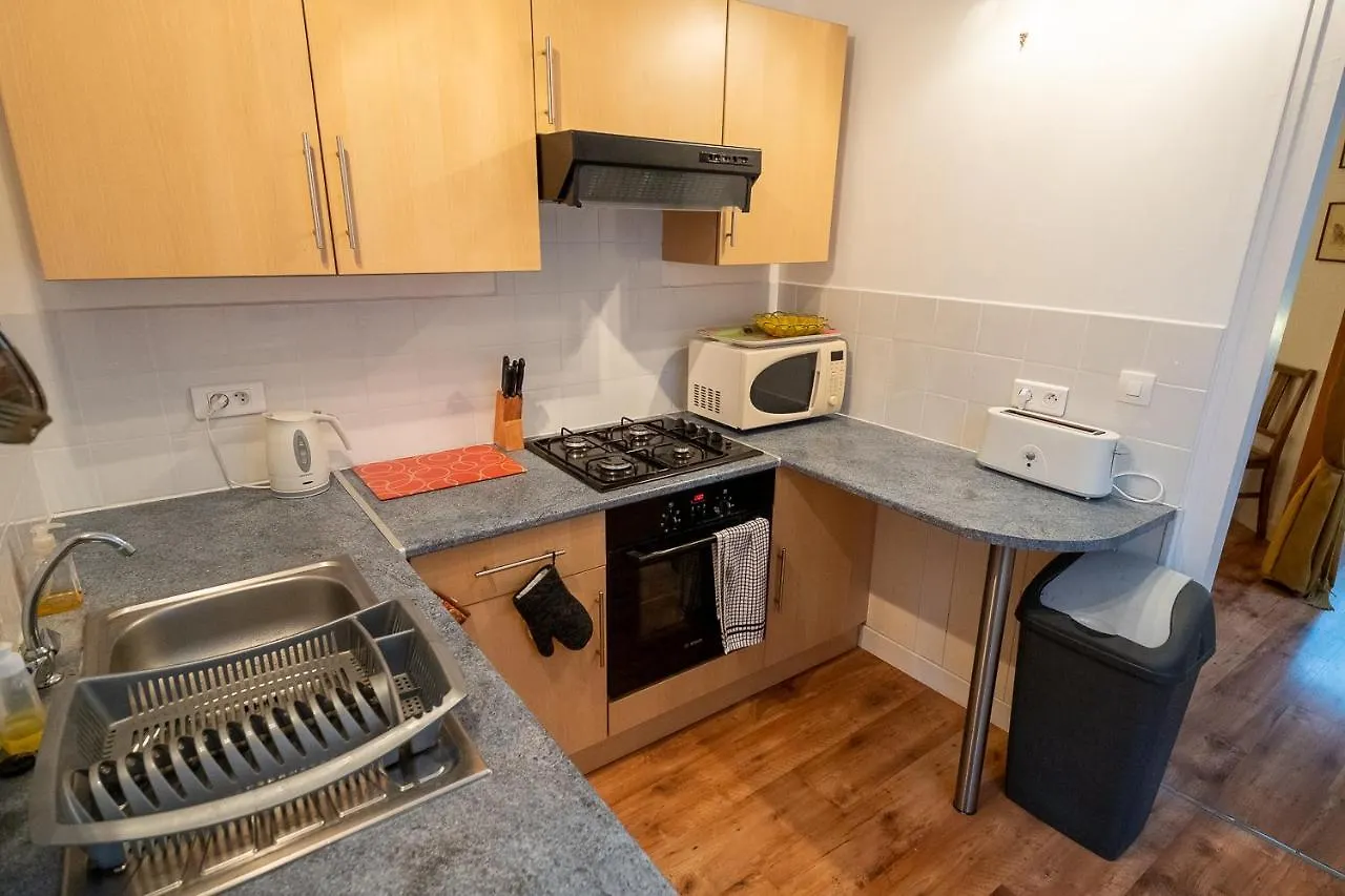 Appartement Place Des Cordeliers Dinan